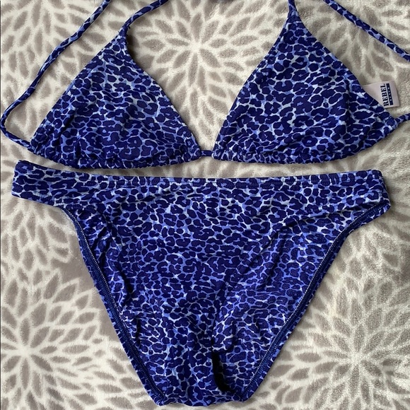 *EUC* Bathing Suit 👙 - Picture 2 of 7